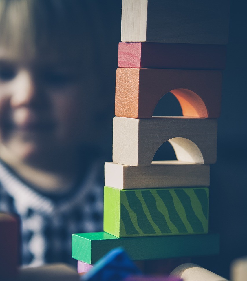 child 1439032_1280 1